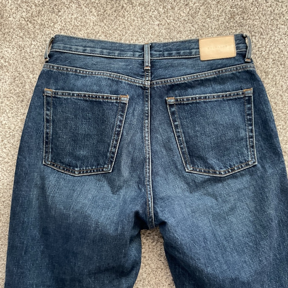 Everlane Destructed The ’90s Cheeky® Jean Dark Wash Size 28 Cropped, Distressed - Picture 8 of 13